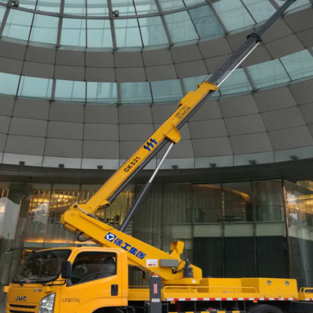 彭州附近高空作业车租赁｜安全设备租赁｜高空安装|工程定制化方案｜亿立达设备租赁